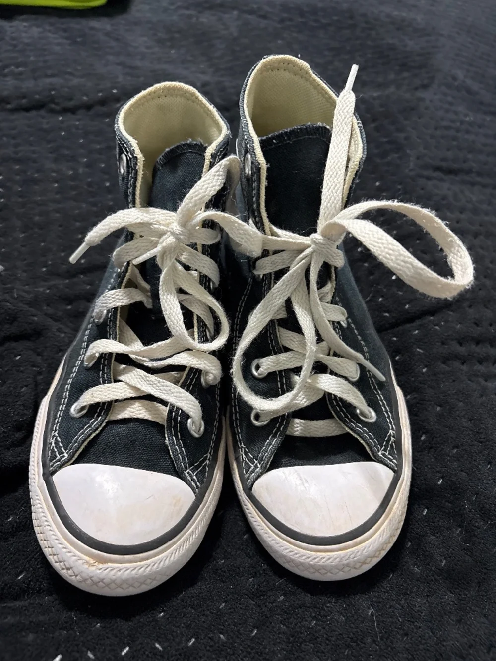 Converse high top shoes boys or girls youth size 1